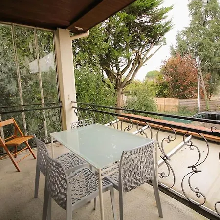 New! L'appart Rue Rose- Wifi, Parking * Soyaux